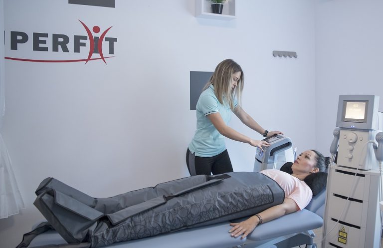 Tonifierea musculaturii abdominale – beneficiile programelor de kinetoterapie și electroterapie